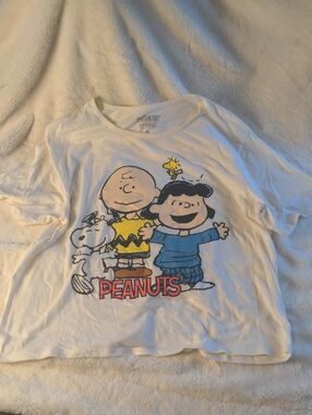 Peanuts White Tee with Charlie Brown & Woodstock